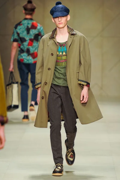 Look 46